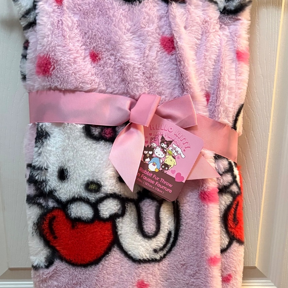 Hello Kitty Valentines I Love You Plush Throw Blanket 50x70 in